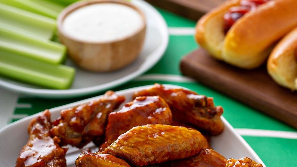 Grilled Guacamole, Bacon Wings, Tequila Cheese Dip, and Other Super Bowl Party Oddities